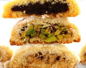 Ma'amoul or Shortbread, Dates, Pistachios or Walnuts, 15 pcs, Topped w/Icing Sugar, Made-to-Order, Buttery & Sweet