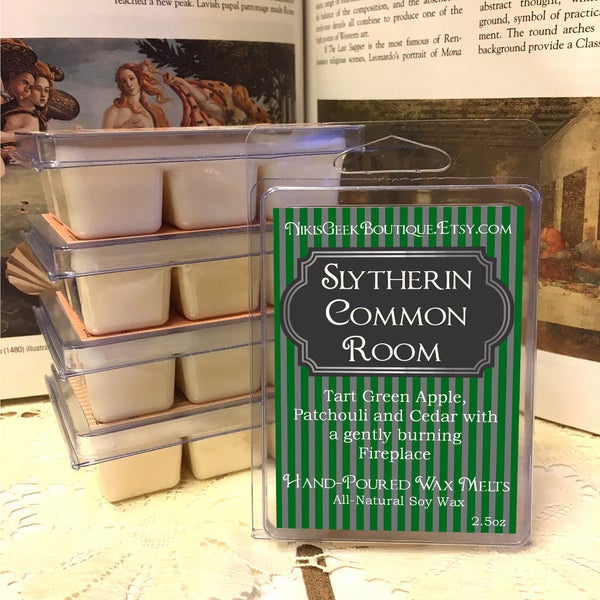 Slytherin Common Room Soy Wax Melt - 2.5oz