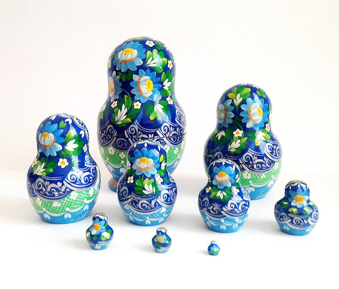 Nice Pretty Russian Matryoshka Dolls 9 Set Nesting Wooden Etsy