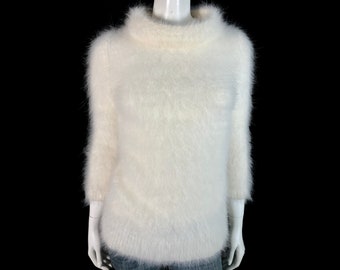 70% Angora Fuzzy Vintage MOTH Off-White Collared Pullover Sweater 32" bust