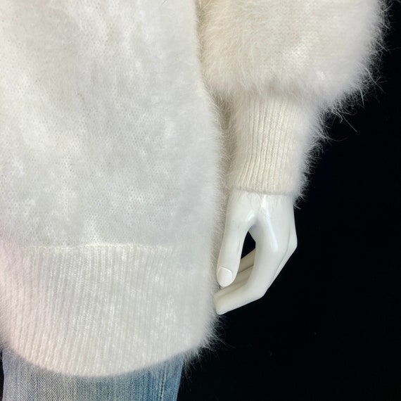 80% Angora Fuzzy Vintage LIRA White Beaded Collar Cardigan
