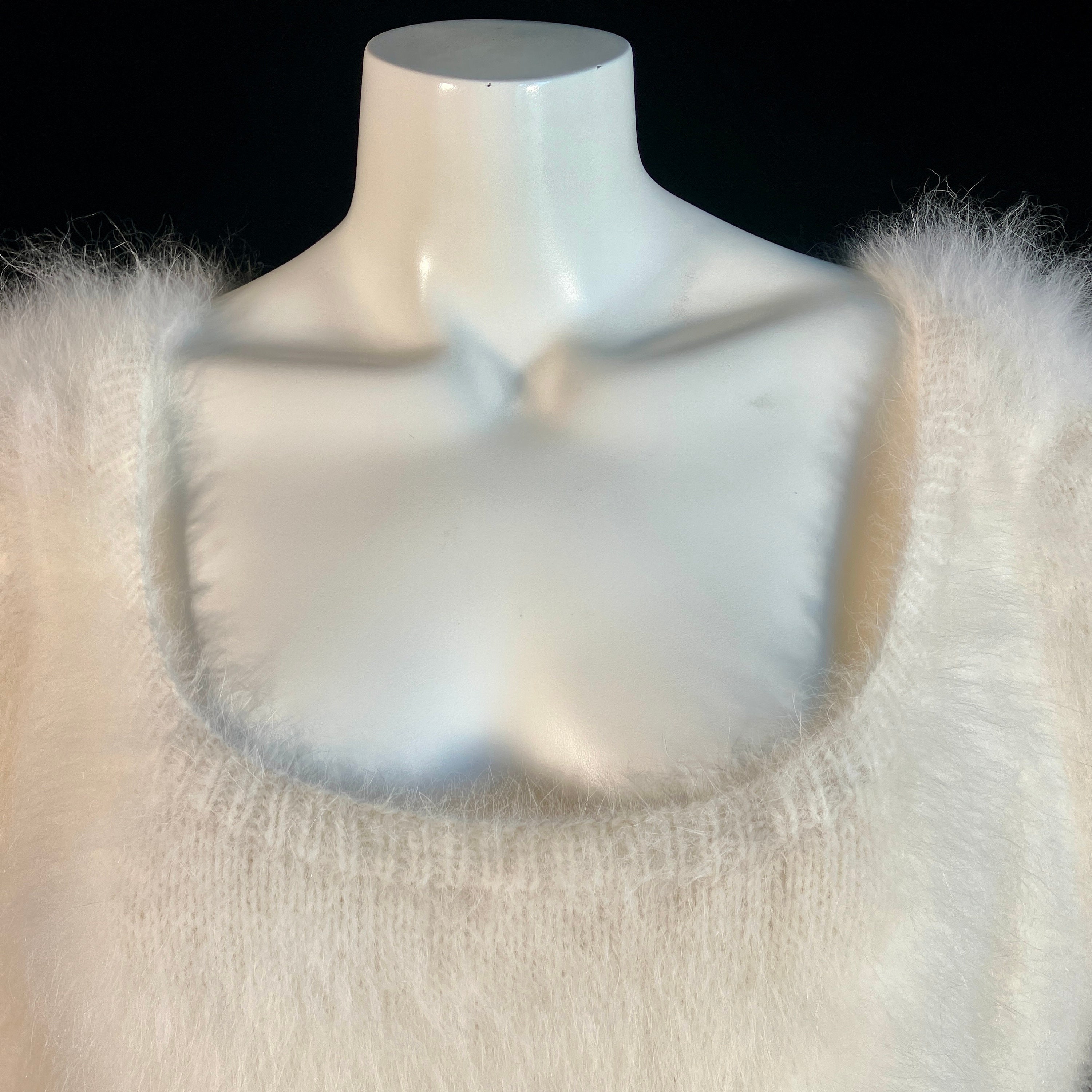 100% Angora Fuzzy Hand-knit OOAK White Scoop-neck Short-sleeve