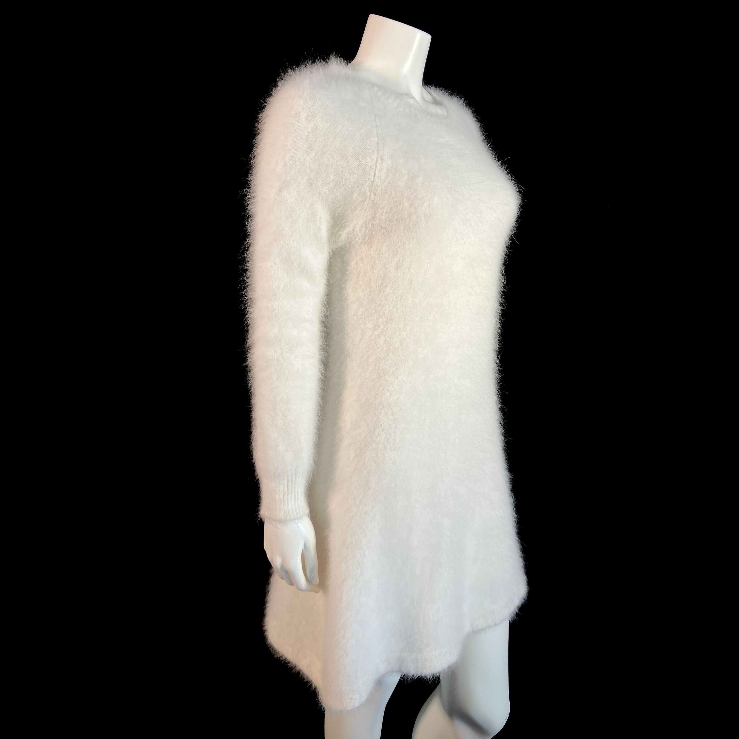 80% Angora Fuzzy Vintage White Long Sleeve A-line Mini