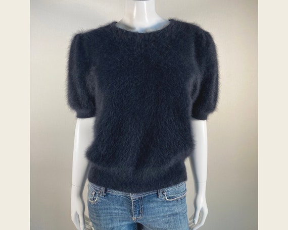 Fuzzy 80% Angora Vintage Black Puff-Sleeve Pullove