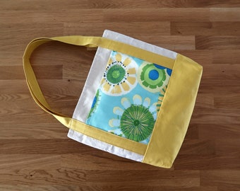 Market Tote Bag with Pockets, Eco Friendly Canvas Tote with Recycled Fabric Pocket. Yellow Canvas Bag with Floral Print