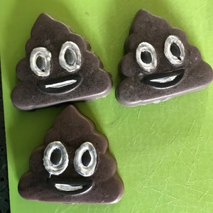 Poop Emoji Bar Soap- Fathers Day Gift- TeacherGift- Emoji Soap- Gag Gift image 3