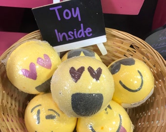 Emoji Bath Bomb- Bath Fizzy- Fizzies- Bathtime