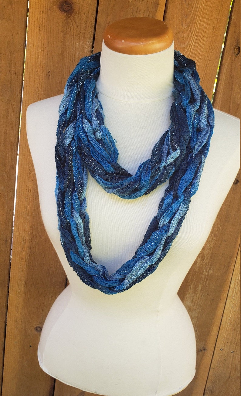 Arm Knit Infinity Scarf Jive