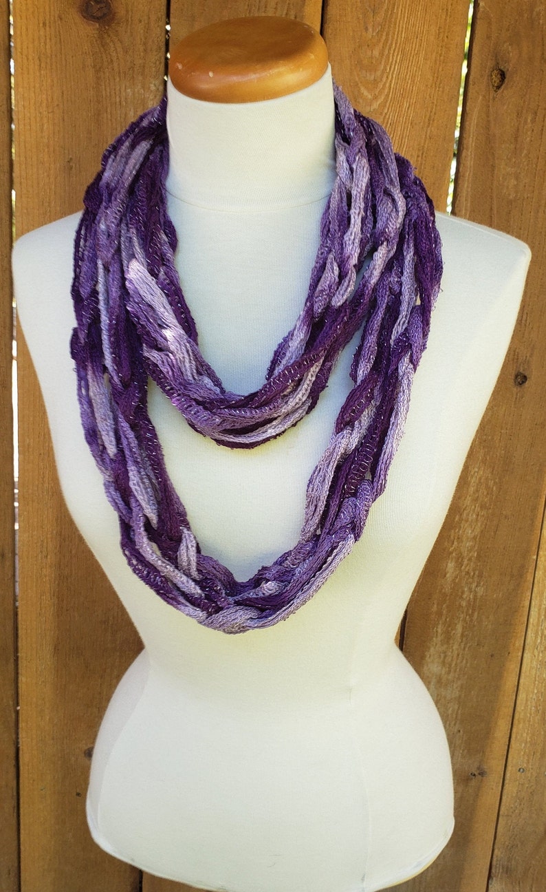 Arm Knit Infinity Scarf Boogie