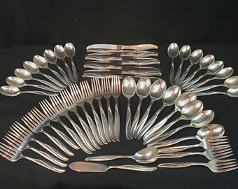 1960 International Silver Rogers & Bro Inspiration Pattern 50 piece set Complete Service for 8