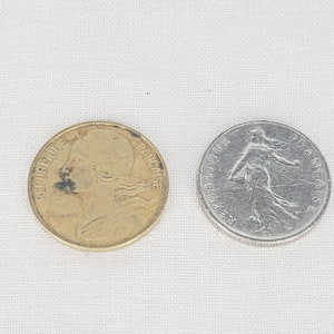 Monedas de Francia Lote de 2 monedas francesas en circulación 1970, 1974