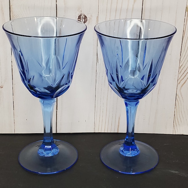 Avon American Blue Classics Collection Water Goblets Set of 2 Created in France