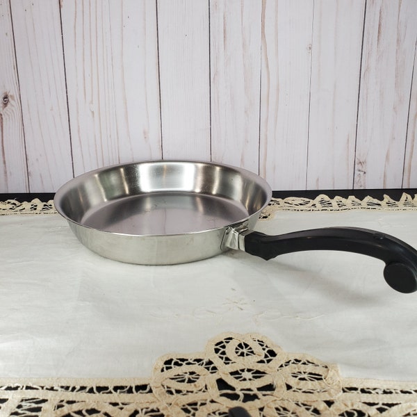 Early Farberware 9" Skillet wo Lid Rounded Handle Frying  Stainless Steel Made in USA Durable * See Description