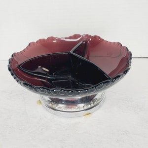 Farber Brothers Krome Kraft & Cambridge Glass Amethyst Round 3 Section Dish