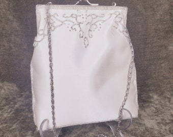 90s/00s Purse With Silvertone Chain