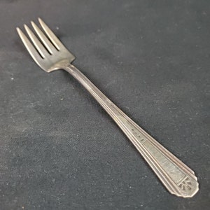 1931 International Silver Wm Rogers Mfg Legion Pattern 1 piece