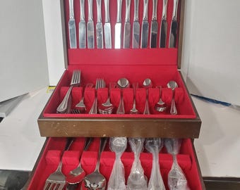 Wallace Silversmiths Since 1835 Serving Fork in Original Wooden