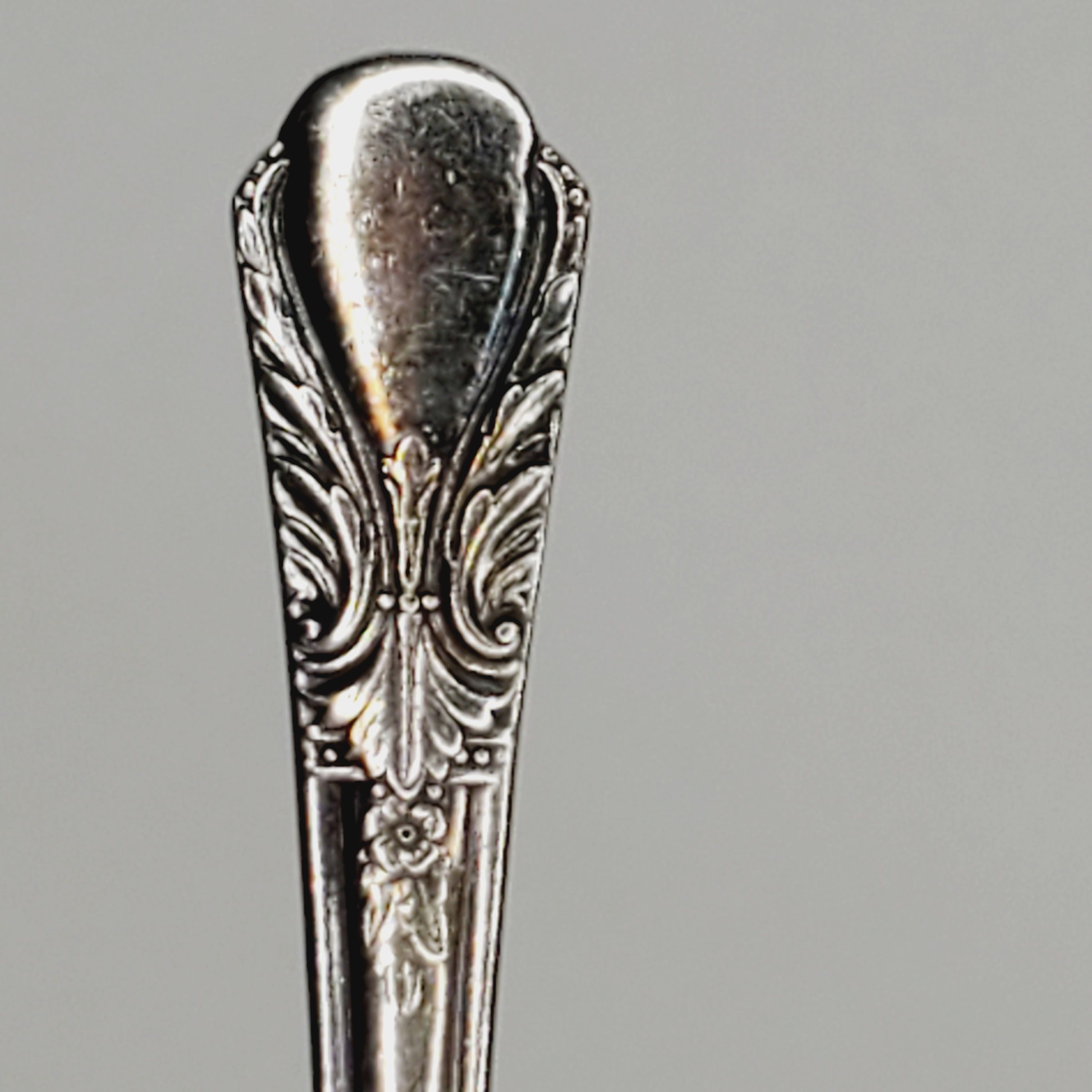 1940 International Silver Wm Rogers Avalon / Cabin Pattern 4