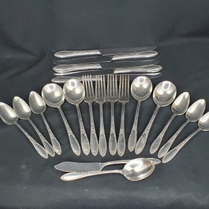1934 Oneida Silber Heirloom Teller Chateau Muster 21 Stück