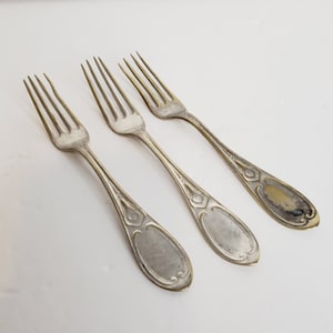 1852 International Silver Tuscan Pattern 3 Pieces DAMAGE