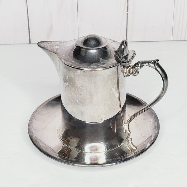 Wallace Syrup Pitcher with Attached Underplate Model M616 Silver plate