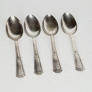International Silver Kensington Silver Plate INS258 Pattern 4 pieces