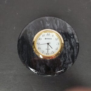 Benchmark Quartz Desk Clock Black Round