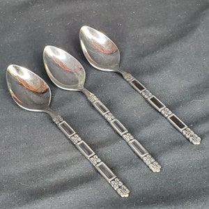Oneida Community Stainless Steel Madrid Black Accent Pattern 3 pcs