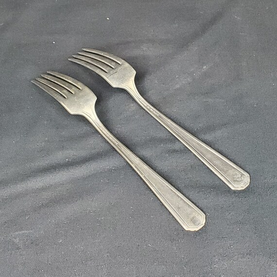 1928 International Silver Co Aladdin Pattern Set of 2 Forks