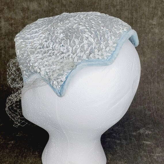 50s/60s Silver Pale Blue Juliet Cap With Netting - image 3