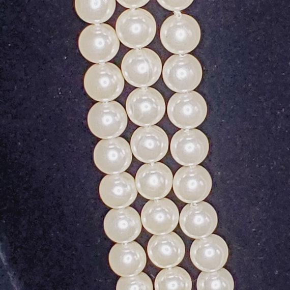 Faux Pearl Beaded 3 Strand Choker Necklace with C… - image 4