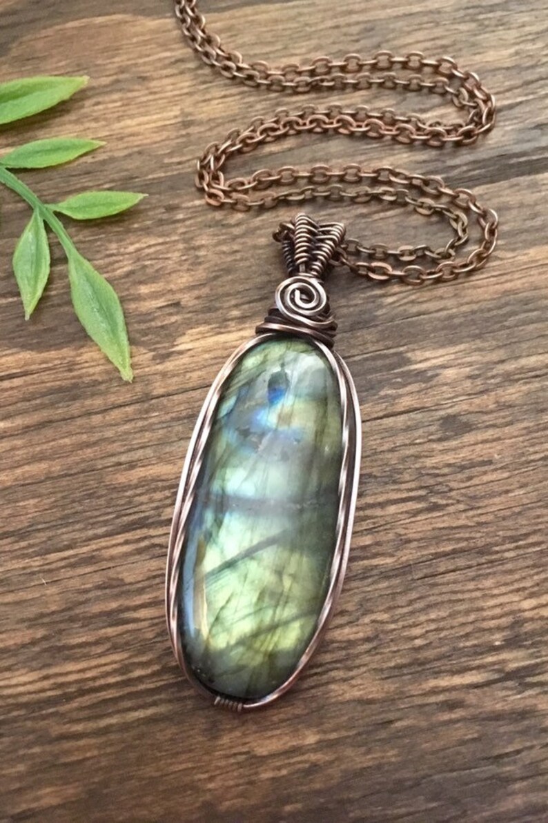 Bohemian Jewelry Labradorite Pendant Healing Stone Green Labradorite Crystal Necklace Gypsy Wire Wrapped Copper Pendant Hippie