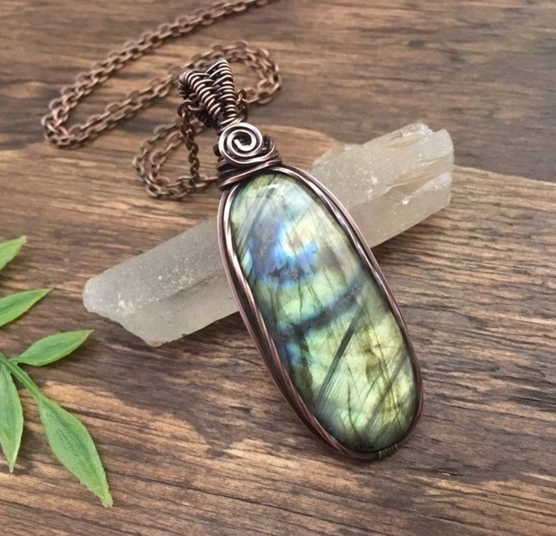 Bohemian Jewelry Labradorite Pendant Healing Stone Green Labradorite Crystal Necklace Gypsy Wire Wrapped Copper Pendant Hippie
