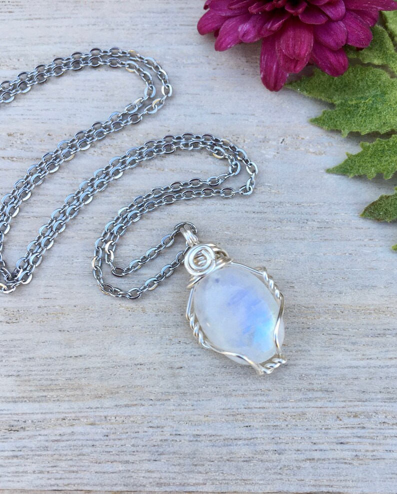 Moonstone Necklace Crystal Necklace Moonstone Jewelry Etsy