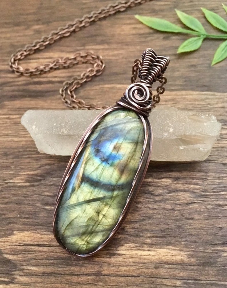 Bohemian Jewelry Labradorite Pendant Healing Stone Green Labradorite Crystal Necklace Gypsy Wire Wrapped Copper Pendant Hippie