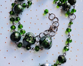 Elegant Green Crystal Beaded Necklace with Unique Stone Accents