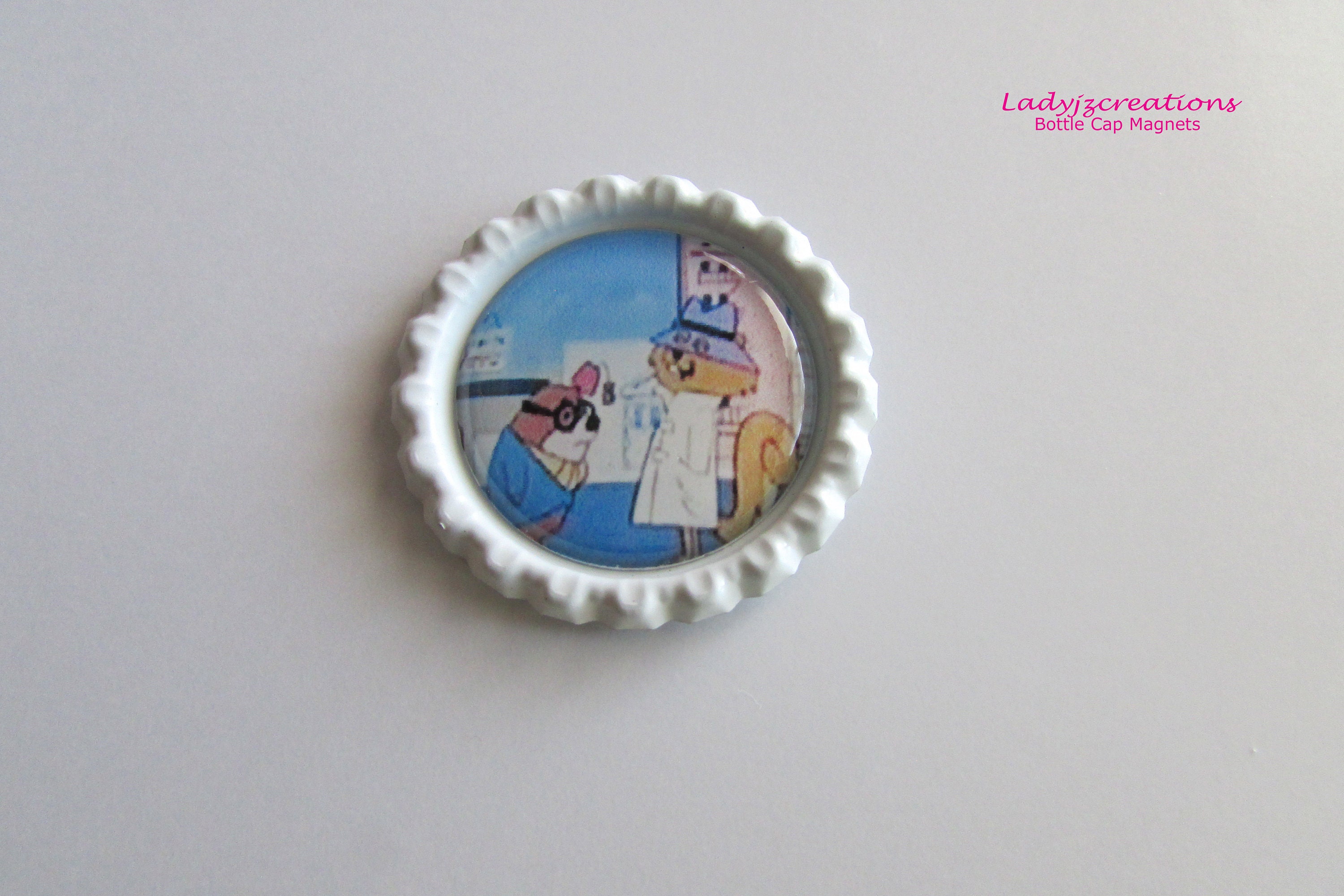 Condo Blues: 5 Quick and Easy Bottle Cap Refrigerator Magnet Craft