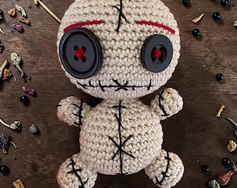 Bambola Voodoo all'uncinetto da 10 cm (4 pollici) Mini Amigurumi con portachiavi opzionale