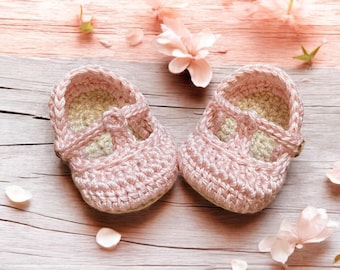 Crochet Cotton Baby Sandals With or Without Bow and Various Sizes