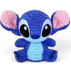 Kawaii Alien Plush Doll – Blue or Pink or Set – Handmade Amigurumi Plushie – 20 cm (8 in) – Cute Crochet Alien