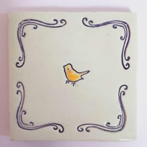 handgemaakt keramisch tegeltje handmade ceramic tile