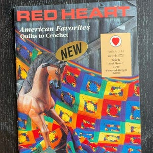 Red Heart America&#39;s Favorite Quilts to Crochet Pattern Booklet 1992