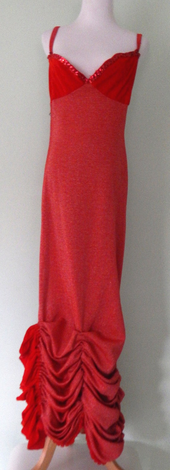1970's Red sparkly formal gown size 12 - image 2