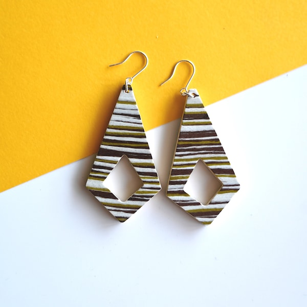 Long Eccentric Wooden Earrings Contemporary Rhombus Jewelry Ear Wire Dangle Drop Earring Modern Extravagant Gift for Her Artsy Accessories