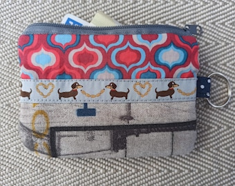 Pequeña bolsa/cartera para guardar objetos diversos