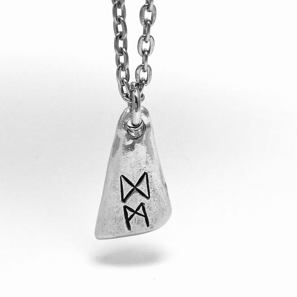 Viking Rune Necklace - Etsy