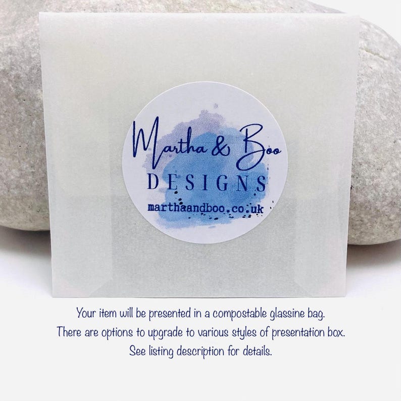 Pewter pocket pebble with personalised message, send a hug token, customise your own gift and send directly to the recipient. image 8