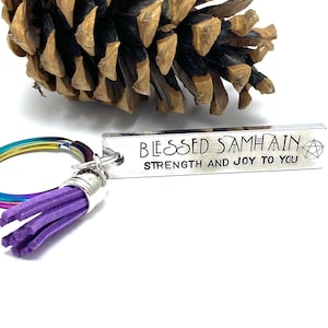Samhain keyring, hand stamped aluminium keychain with pentacle, blessed Samhain, pentagram keyring with tassel, halloween gifts, bag charm