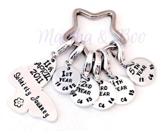 Sobriety keyring with achievement tags, custom sober journey, alcohol addiction, personalised weight loss celebration, one day at a time.
