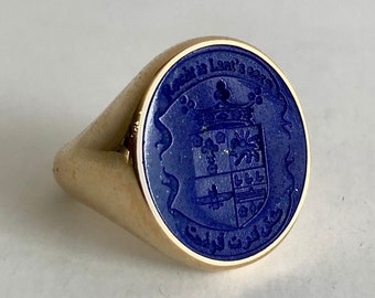 Family Crest Signet Ring, Lapis Lazuli Signet Ring, Crest Ring, Gold Family Ring, Coat of Arms Ring, Emblem Ring, Gold Graduation Ring